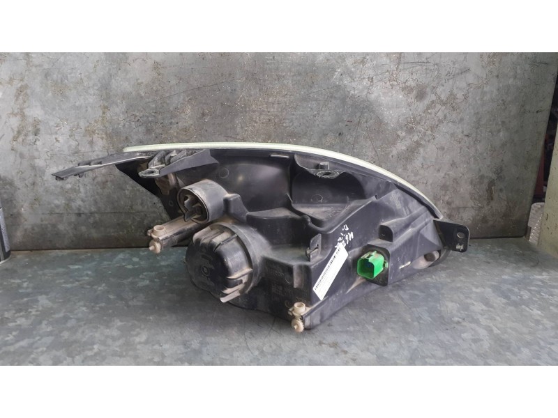 Recambio de faro izquierdo para ford fiesta (cbk) referencia OEM IAM 2S6X13W030AJ  