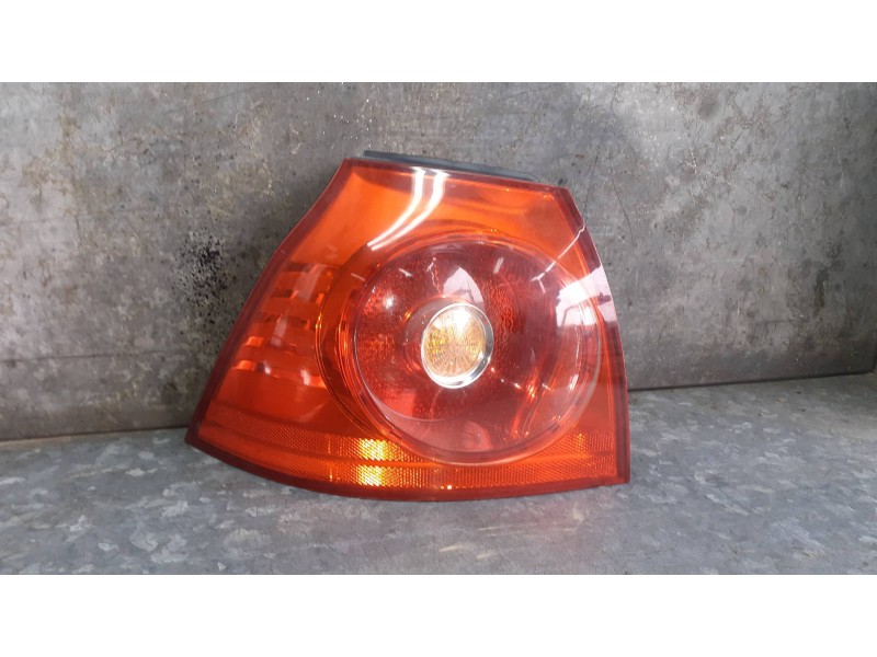 Recambio de piloto trasero izquierdo para volkswagen golf v berlina (1k1) referencia OEM IAM 4VFX13405AB  