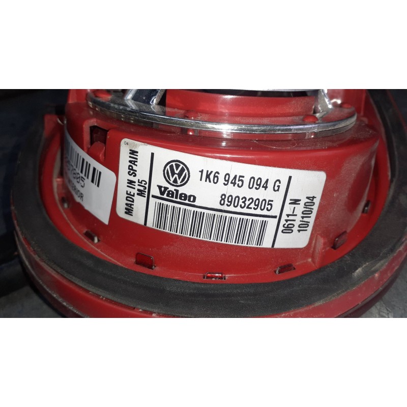 Recambio de piloto trasero derecho interior para volkswagen golf v berlina (1k1) referencia OEM IAM 1K6945094G 89032905 VALEO