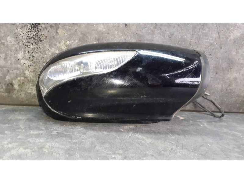Recambio de retrovisor derecho para mercedes-benz clase b (w245) referencia OEM IAM A3140418 CON PILOTO ELECTRICO