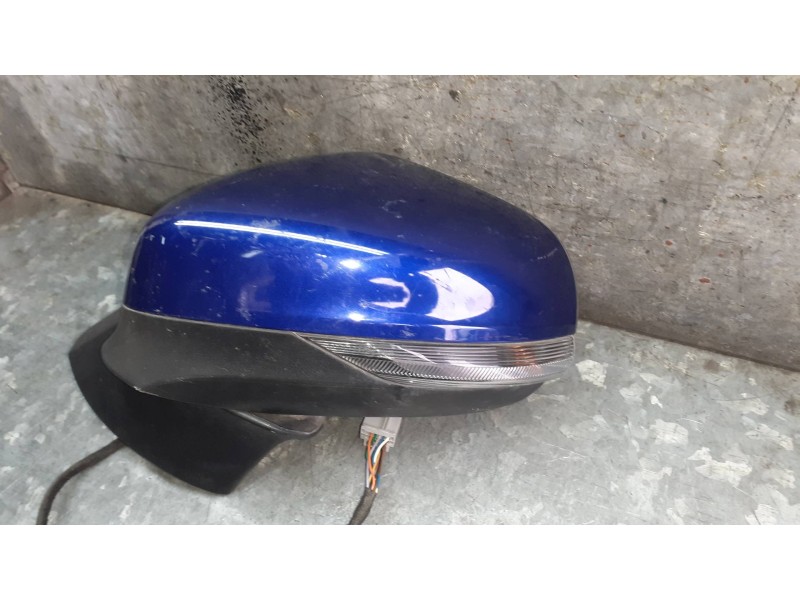 Recambio de retrovisor izquierdo para ford fiesta (ce1) referencia OEM IAM 8802012LH CON PILOTO ELECTRICO