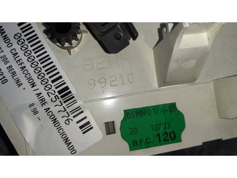 Recambio de mando calefaccion / aire acondicionado para peugeot 206 berlina referencia OEM IAM 99210 A2613 BEHR