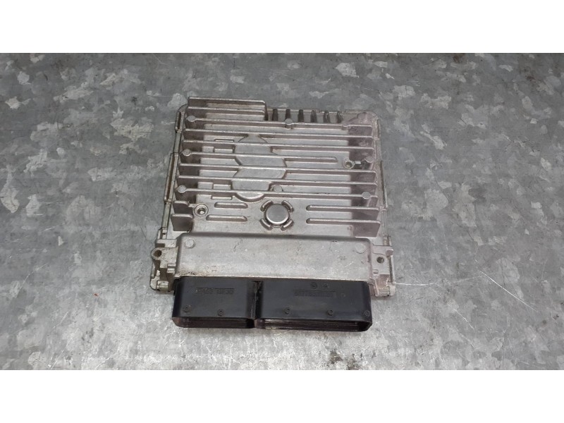 Recambio de centralita motor uce para seat ibiza (6j5) referencia OEM IAM 03L906023LD 5WP42918AA CONTINENTAL