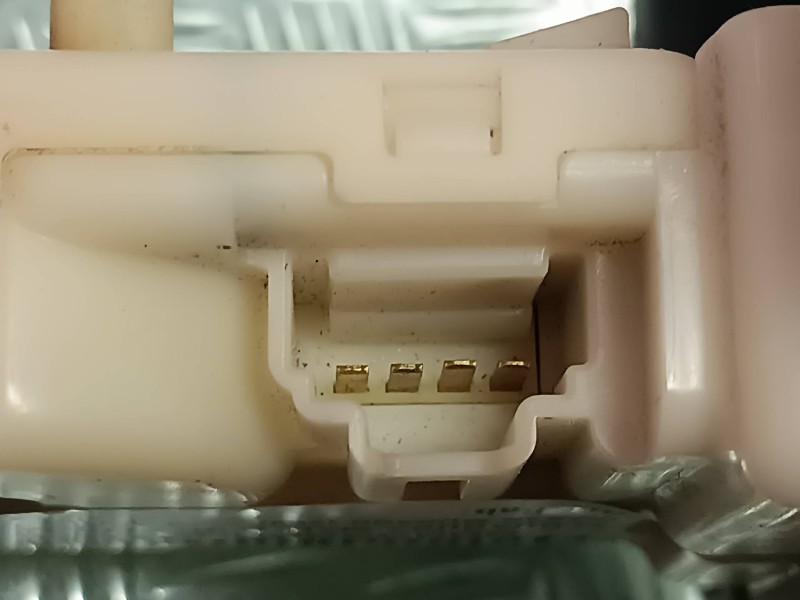 Recambio de cerradura maletero / porton para nissan murano (z50) referencia OEM IAM   CONECTOR 4 PINES