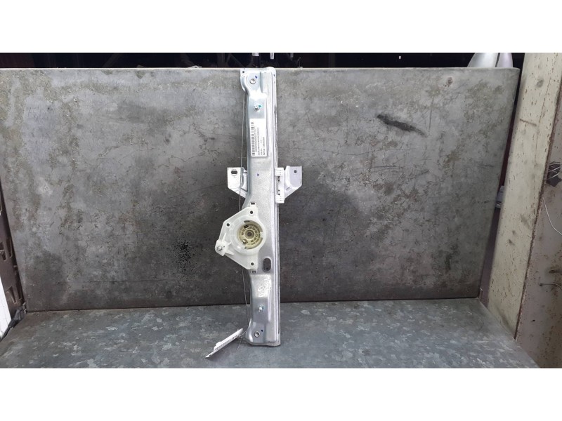 Recambio de elevalunas delantero derecho para ford ka+ referencia OEM IAM E3B5A23200 SIN MOTOR ELECTRICO