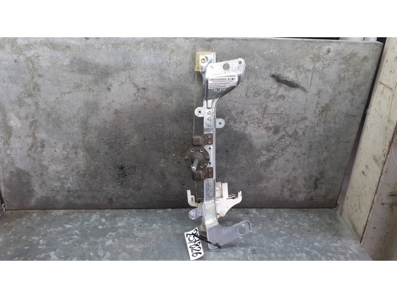 Recambio de elevalunas trasero derecho para ford fusion (cbk) referencia OEM IAM 2N11N27000AN  MANUAL