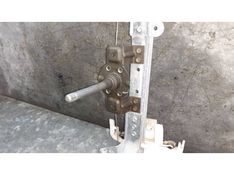 Recambio de elevalunas trasero derecho para ford fusion (cbk) referencia OEM IAM 2N11N27000AN  MANUAL