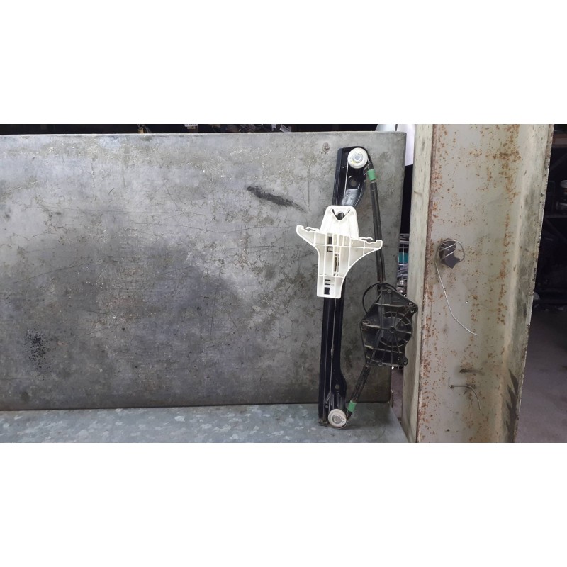 Recambio de elevalunas trasero derecho para volkswagen golf v berlina (1k1) referencia OEM IAM 994858105 SIN MOTOR ELECTRICO