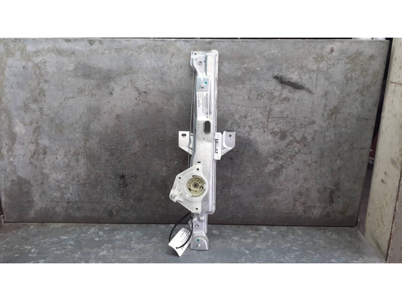Recambio de elevalunas trasero derecho para ford ka+ referencia OEM IAM E3B5A27000 SIN MOTOR ELECTRICO