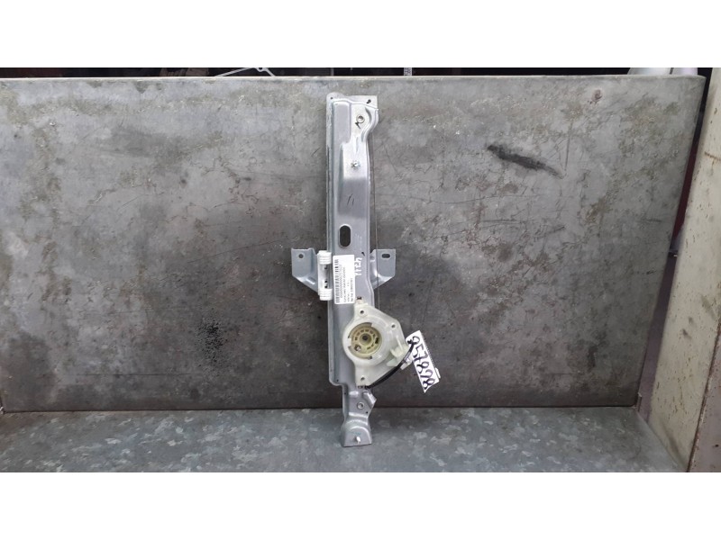 Recambio de elevalunas trasero izquierdo para ford ka+ referencia OEM IAM E3B5A27001 SIN MOTOR ELECTRICO