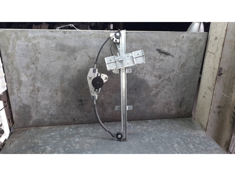 Recambio de elevalunas delantero izquierdo para ford fusion (cbk) referencia OEM IAM 20231127 SIN MOTOR ELECTRICO