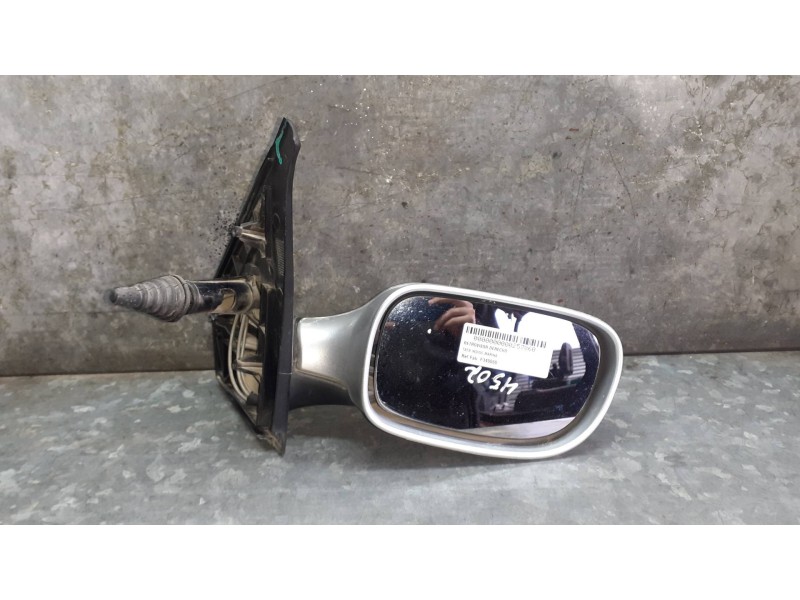 Recambio de retrovisor derecho para tata indigo marina referencia OEM IAM F340060 836154 MANUAL