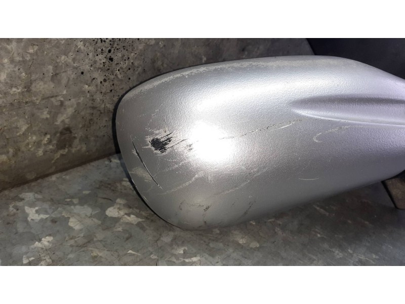 Recambio de retrovisor derecho para tata indigo marina referencia OEM IAM F340060 836154 MANUAL