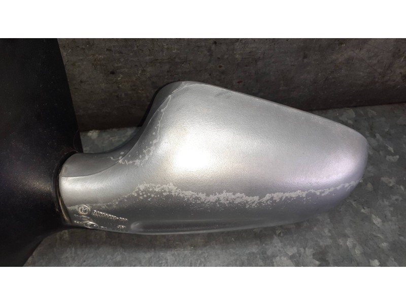 Recambio de retrovisor izquierdo para tata indigo marina referencia OEM IAM F340060 836153 MANUAL