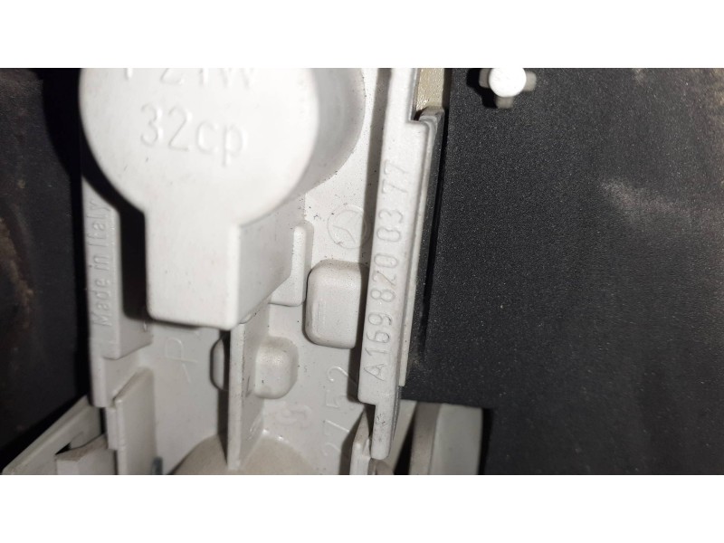 Recambio de piloto trasero derecho para mercedes-benz clase b (w245) referencia OEM IAM A1698202464 A1698200377 