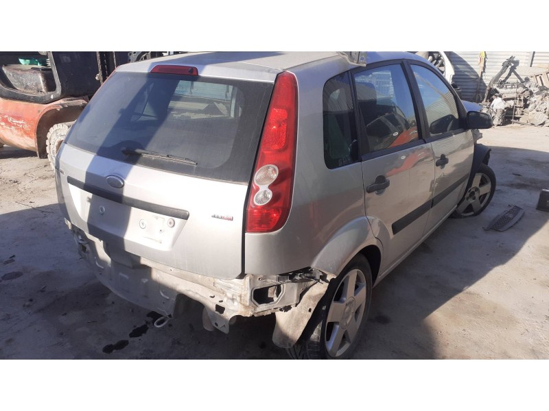ford fiesta (cbk) del año 2005