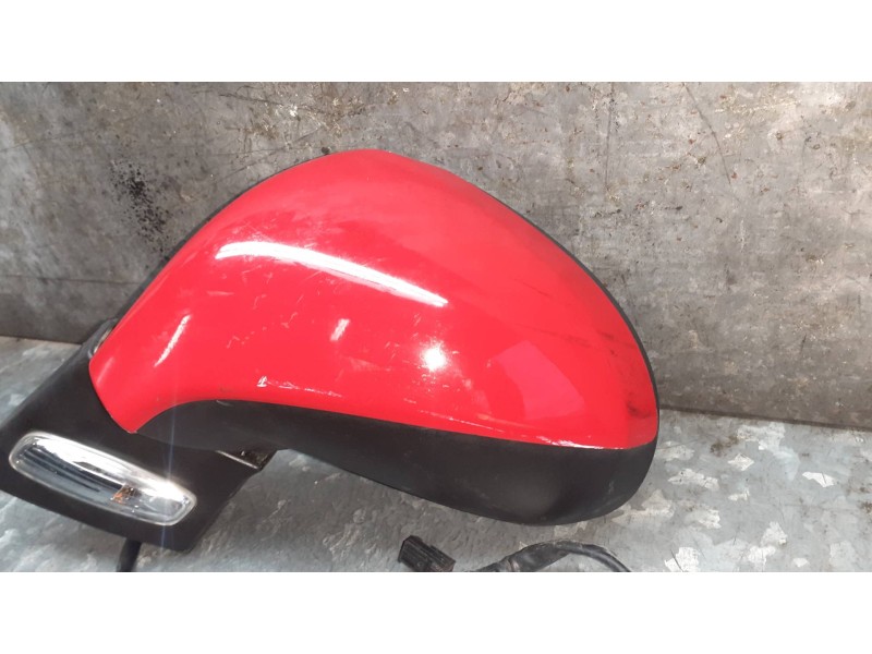 Recambio de retrovisor izquierdo para peugeot 207 referencia OEM IAM E9024528 CON PILOTO ELECTRICO