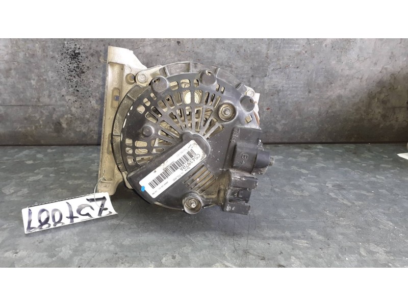 Recambio de alternador para mercedes-benz clase b (w245) referencia OEM IAM C543570A VALEO 
