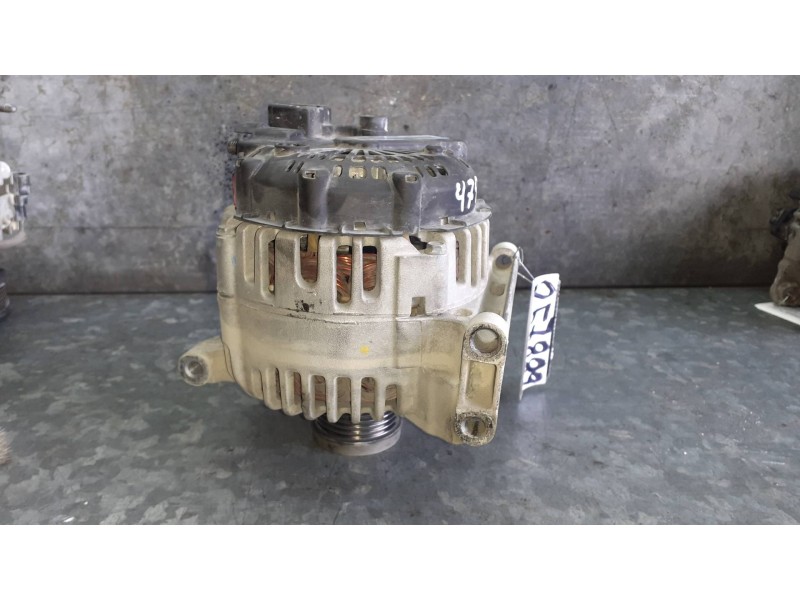 Recambio de alternador para mercedes-benz clase b (w245) referencia OEM IAM C543570A VALEO 