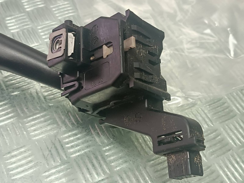 Recambio de mando intermitentes para seat leon (1p1) comfort limited referencia OEM IAM 1K0953513E  