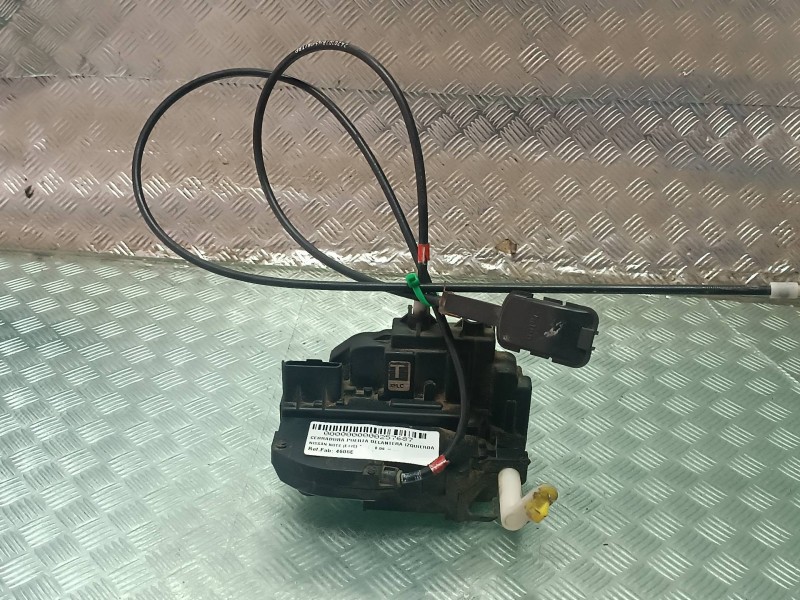 Recambio de cerradura puerta delantera izquierda para nissan note (e11e) referencia OEM IAM 4606E  CONECTOR 3 PINES
