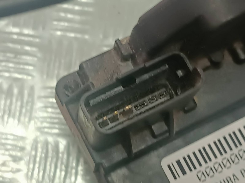 Recambio de cerradura puerta delantera izquierda para nissan note (e11e) referencia OEM IAM 4606E  CONECTOR 3 PINES