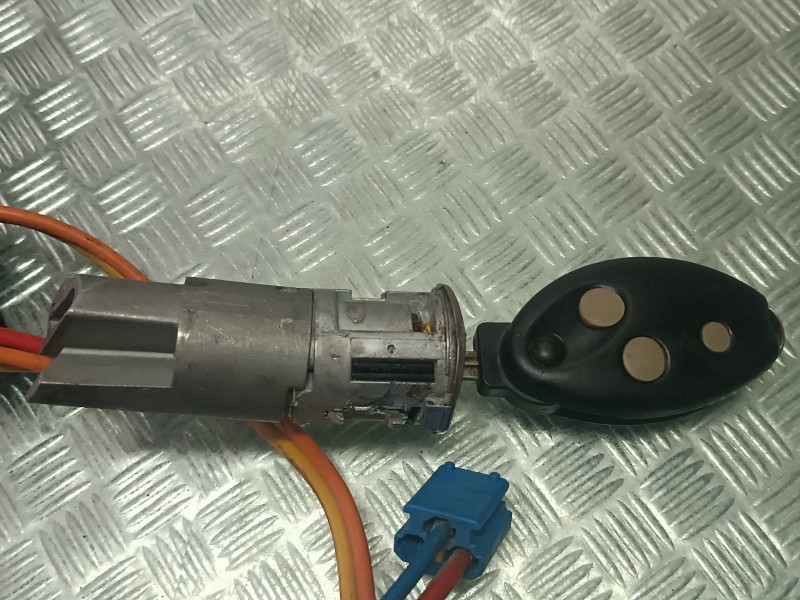 Recambio de conmutador de arranque para citroen xsara berlina referencia OEM IAM   