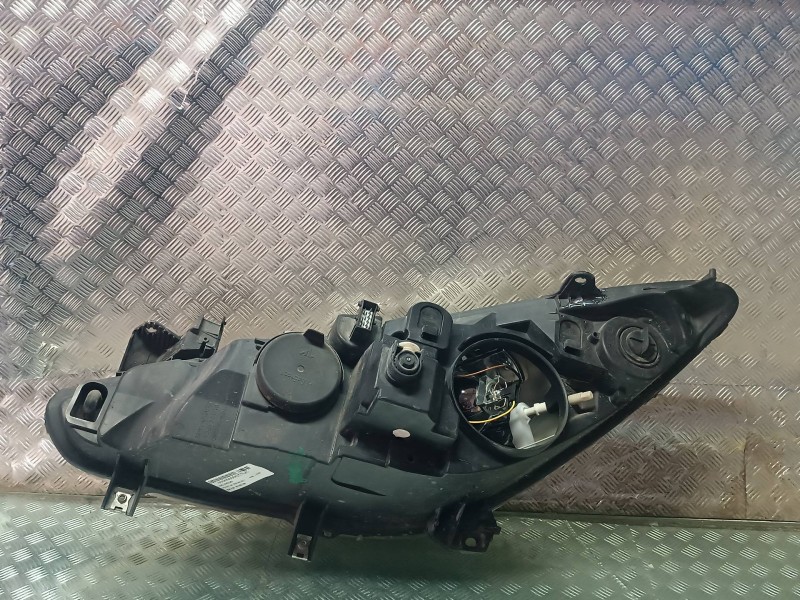 Recambio de faro derecho para peugeot 307 berlina (s2) referencia OEM IAM 43165748 43160748 