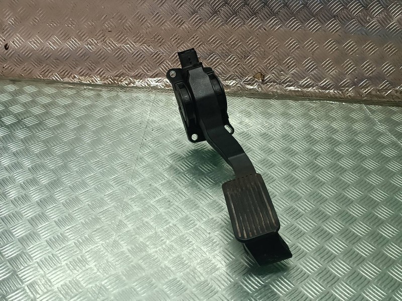 Recambio de pedal acelerador para peugeot 206 berlina referencia OEM IAM 9643473180 F00C3E2427 0280752243