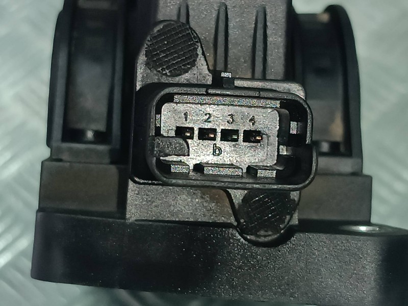 Recambio de pedal acelerador para peugeot 206 berlina referencia OEM IAM 9643473180 F00C3E2427 0280752243