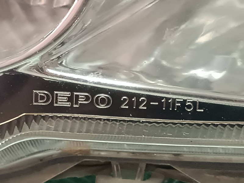 Recambio de faro izquierdo para toyota yaris (ncp1/nlp1/scp1) referencia OEM IAM 0821211F5L DEPO 