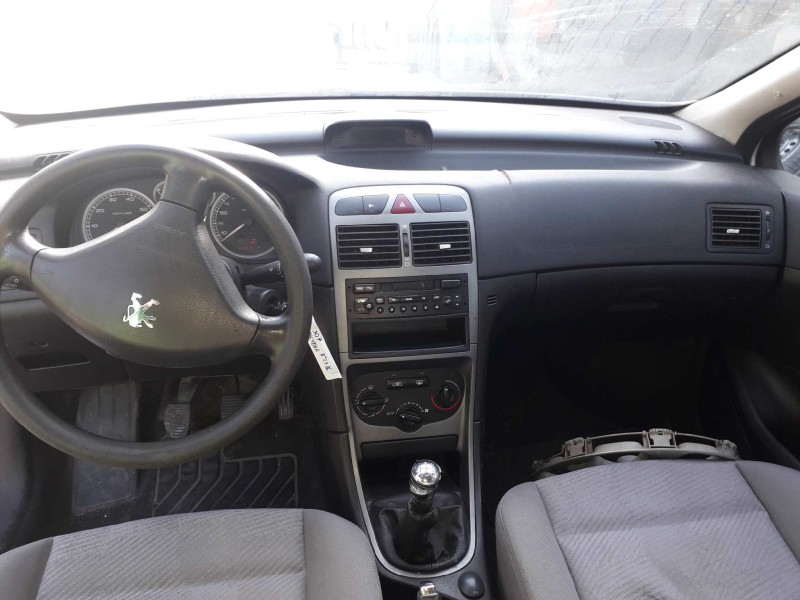 peugeot 307 (s1) del año 2001