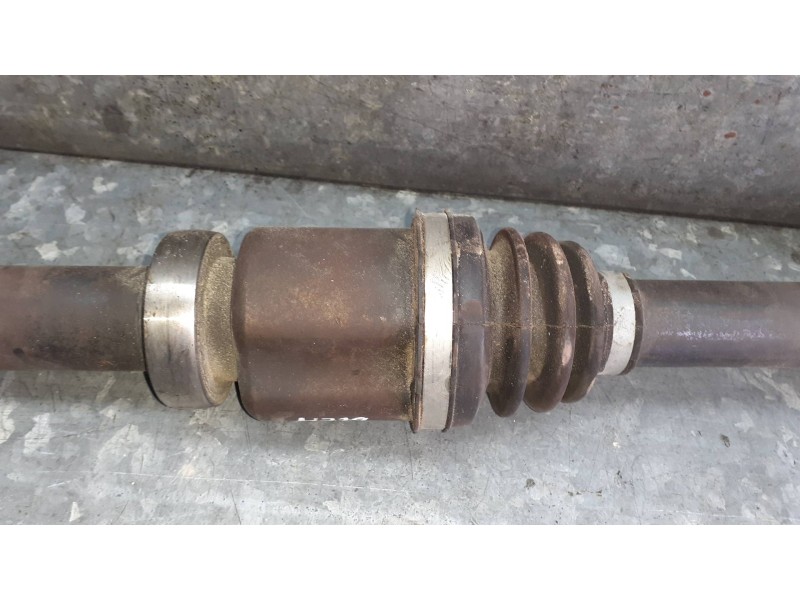 Recambio de transmision delantera derecha para ford focus lim. (cb8) referencia OEM IAM AV613B436CC  