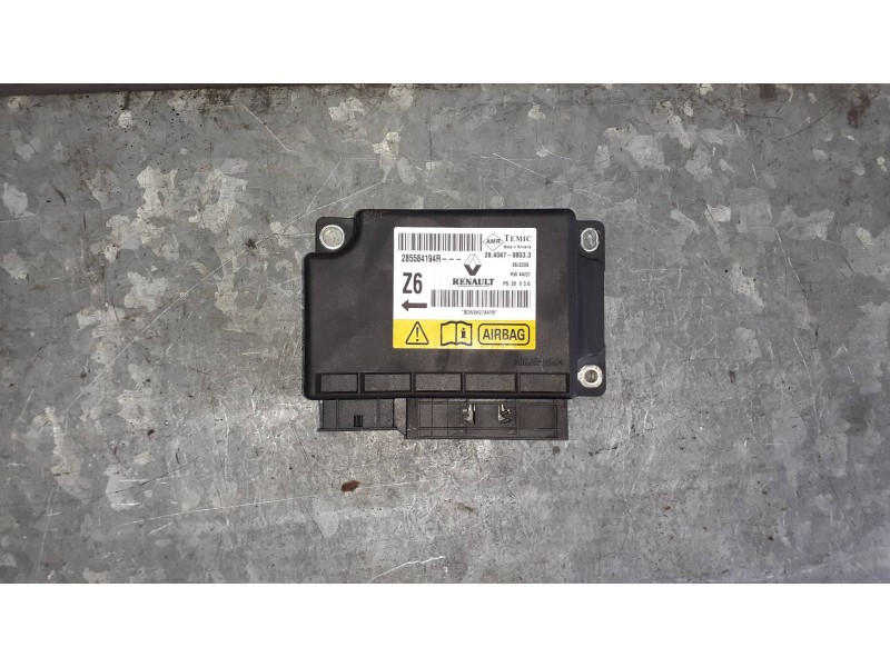 Recambio de centralita airbag para renault megane iii coupe referencia OEM IAM 285584194R 28404798033 TEMIC