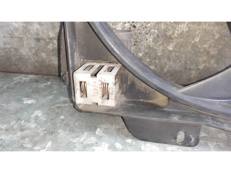 Recambio de electroventilador para peugeot 207 referencia OEM IAM 9682895680 287080646 CON RESISTENCIA