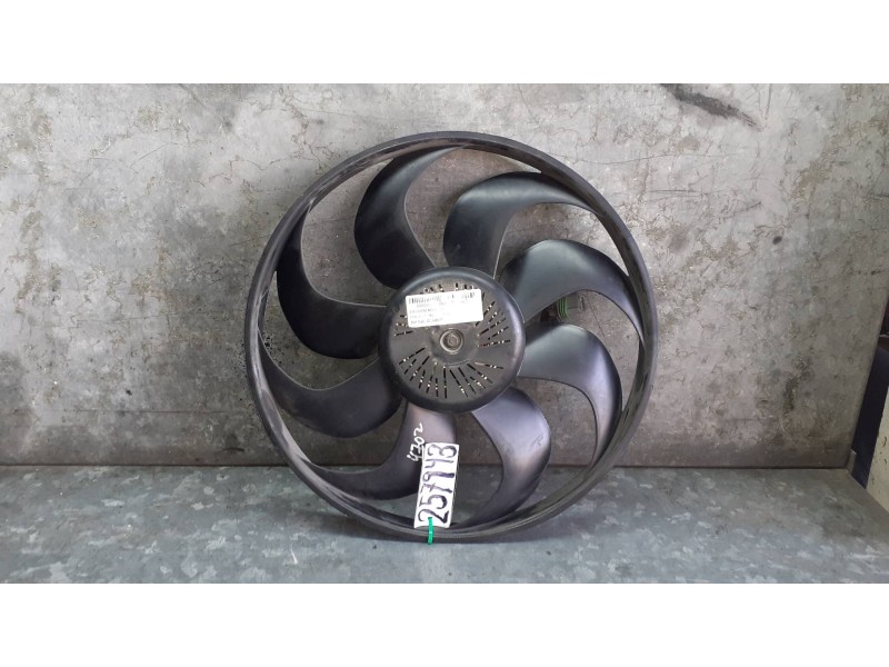 Recambio de electroventilador para ford kuga (cbv) referencia OEM IAM ST384611 5YY0427 500078507