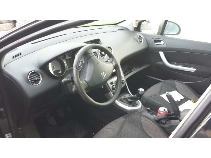 peugeot 308 del año 2008