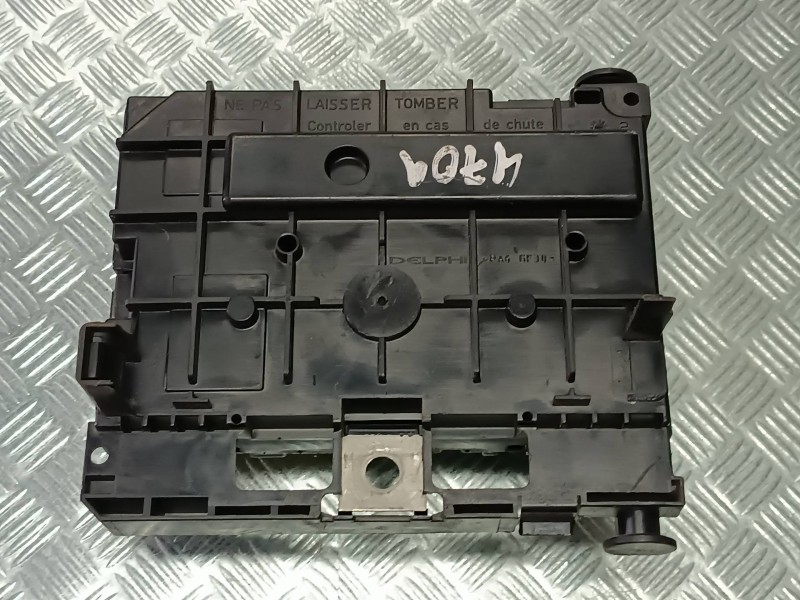 Recambio de caja reles / fusibles para peugeot 307 break / sw (s1) referencia OEM IAM 9659742080 BSM L06 S10088173