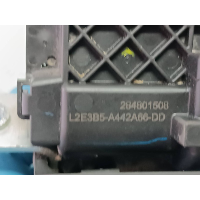 Recambio de cerradura maletero / porton para ford ka+ referencia OEM IAM L2E3B5A442A66DD 284801508 CONECTOR 3 PINES