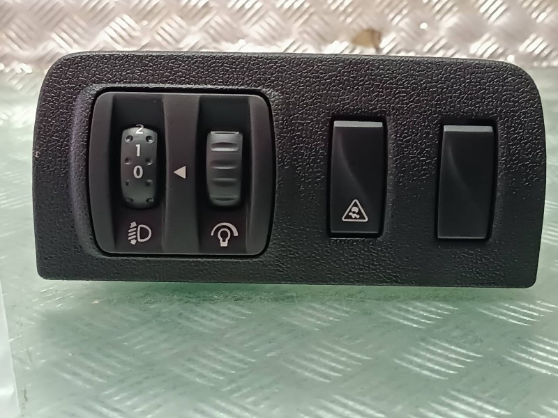 Recambio de mando luces para renault megane iii berlina 5 p referencia OEM IAM   