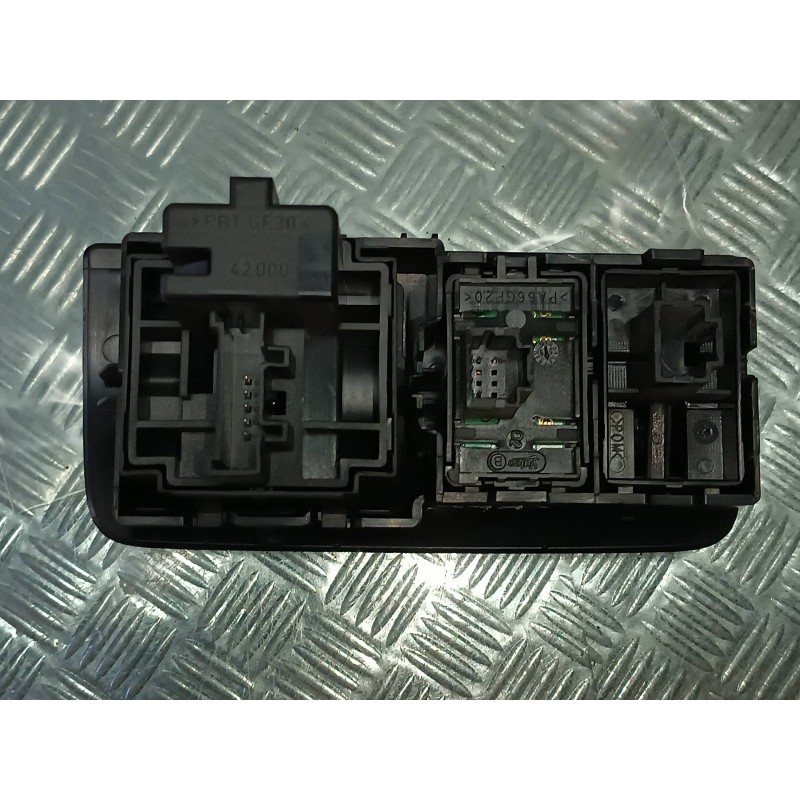 Recambio de mando luces para renault megane iii berlina 5 p referencia OEM IAM   