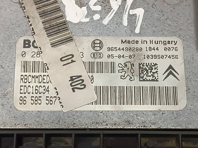 Recambio de centralita motor uce para peugeot 206 berlina referencia OEM IAM 96585567 9654490280 EDC16C34