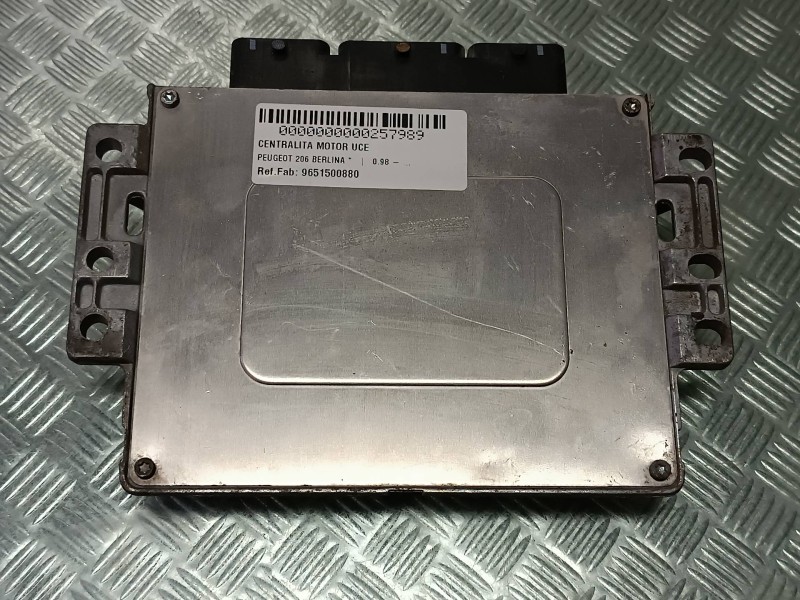 Recambio de centralita motor uce para peugeot 206 berlina referencia OEM IAM 9651500880 9644625680 