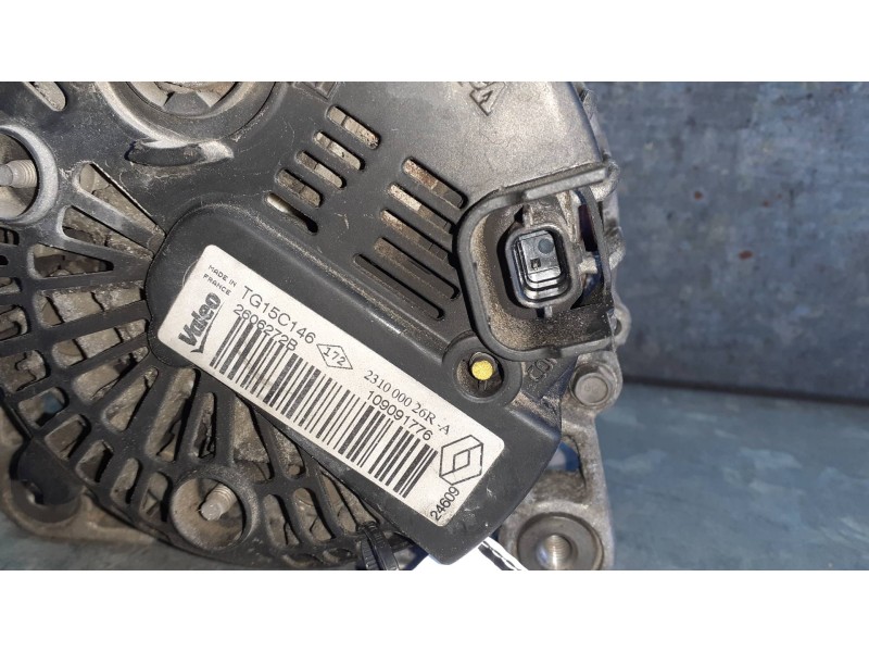 Recambio de alternador para renault megane iii berlina 5 p referencia OEM IAM 2606272B VALEO 