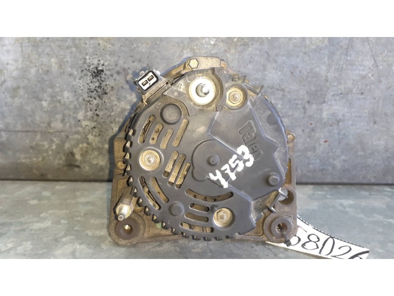 Recambio de alternador para volkswagen polo berlina (6n1) referencia OEM IAM 037903023 VALEO 90A