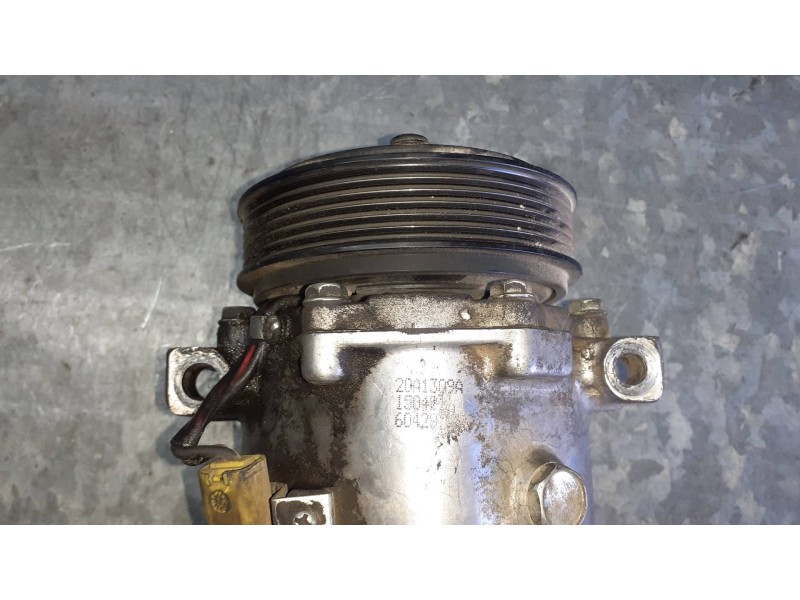 Recambio de compresor aire acondicionado para peugeot 3008 referencia OEM IAM 20A1309A  