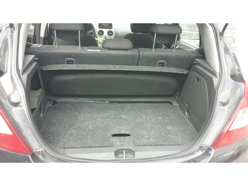 opel corsa d del año 2008