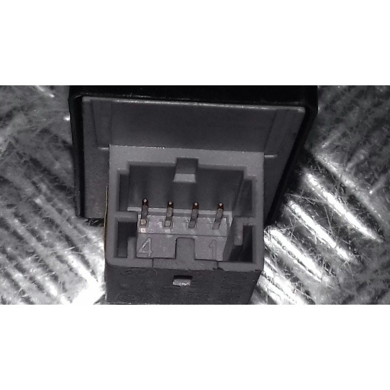 Recambio de mando elevalunas delantero derecho para audi a6 berlina (4f2) referencia OEM IAM 4F0959855  CONECTOR 4 PINES