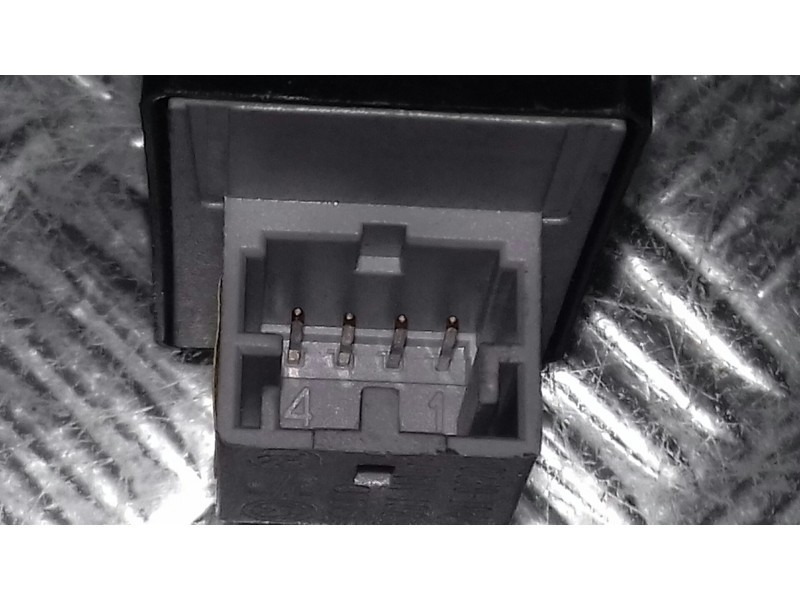 Recambio de mando elevalunas delantero derecho para audi a6 berlina (4f2) referencia OEM IAM 4F0959855  CONECTOR 4 PINES