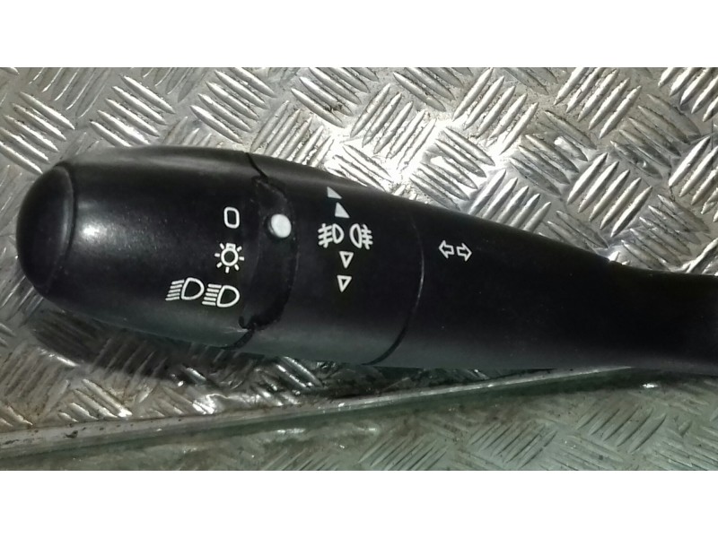 Recambio de mando luces para peugeot 206 berlina referencia OEM IAM 96413 COM2000DAV 